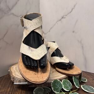 New Donald Pliner Lola 2 Leather Ankle Strap Thong Sandal w/ Cork Sole, Wm's 8